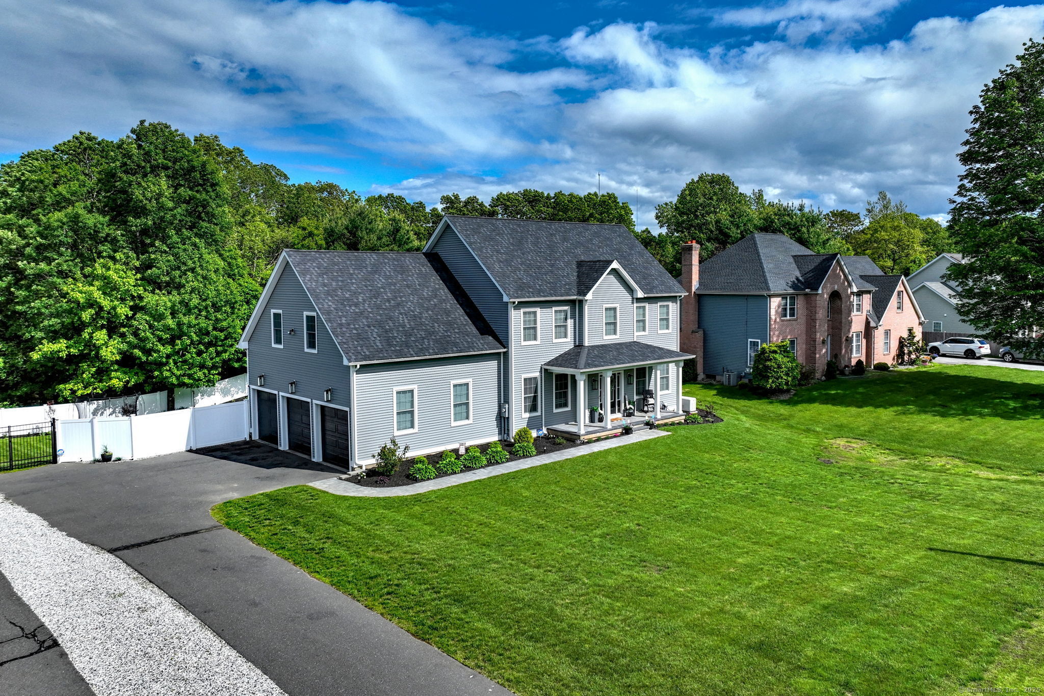 Property Photo: 905 New Britain Avenue CT 06032