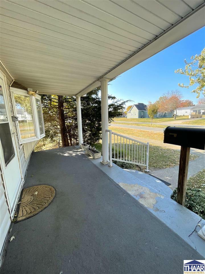 Property Photo: 569 NE 10th Street IN 47441