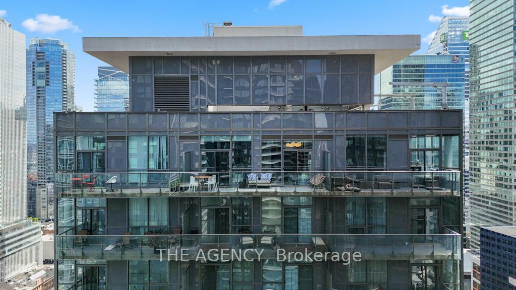 Property Photo: 8 Mercer Street 3305 ON M5V 0C4