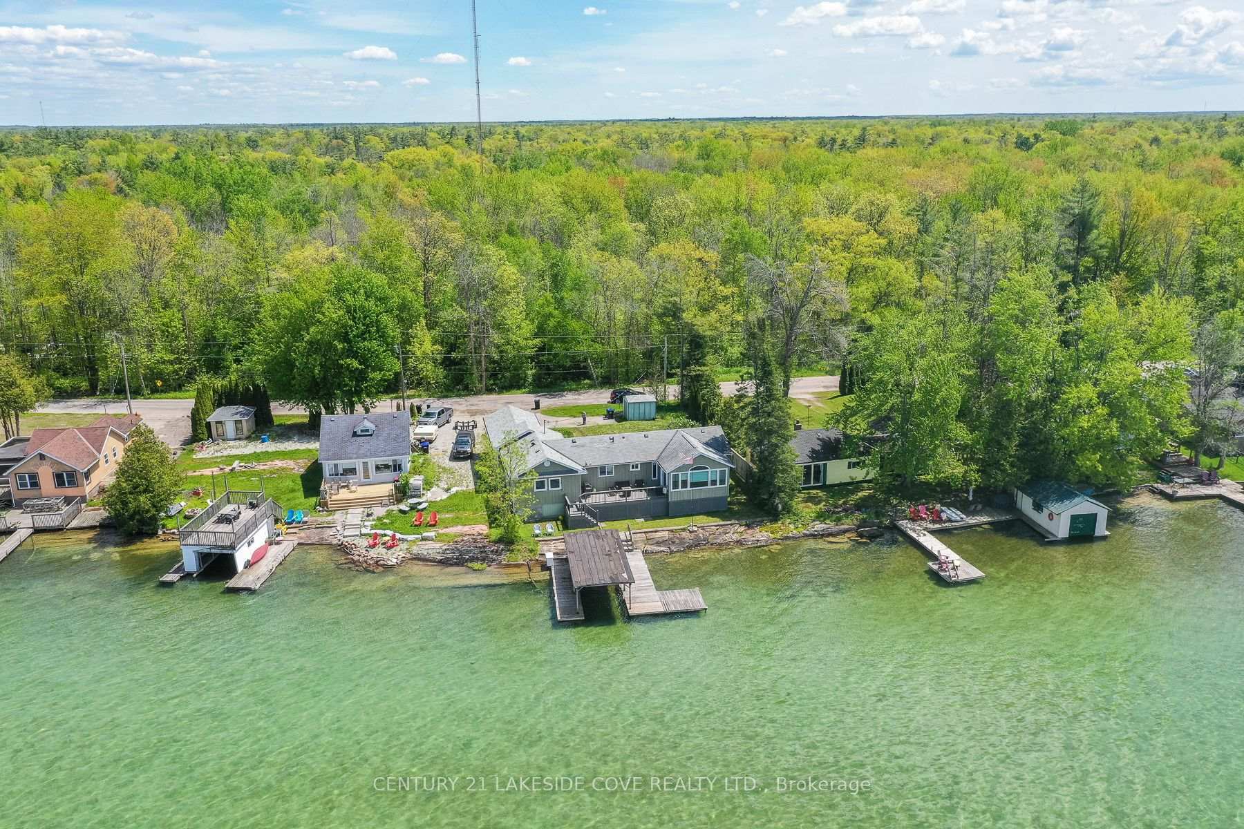 Property Photo: 7712 Oak Point Road S ON L0K 2B0