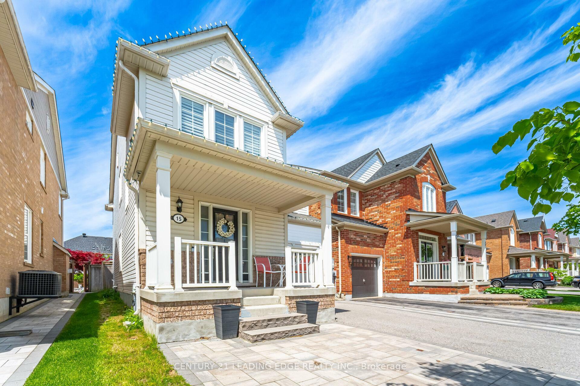 Photo de la propriété: 15 William Stark Road ON L4A 0H5