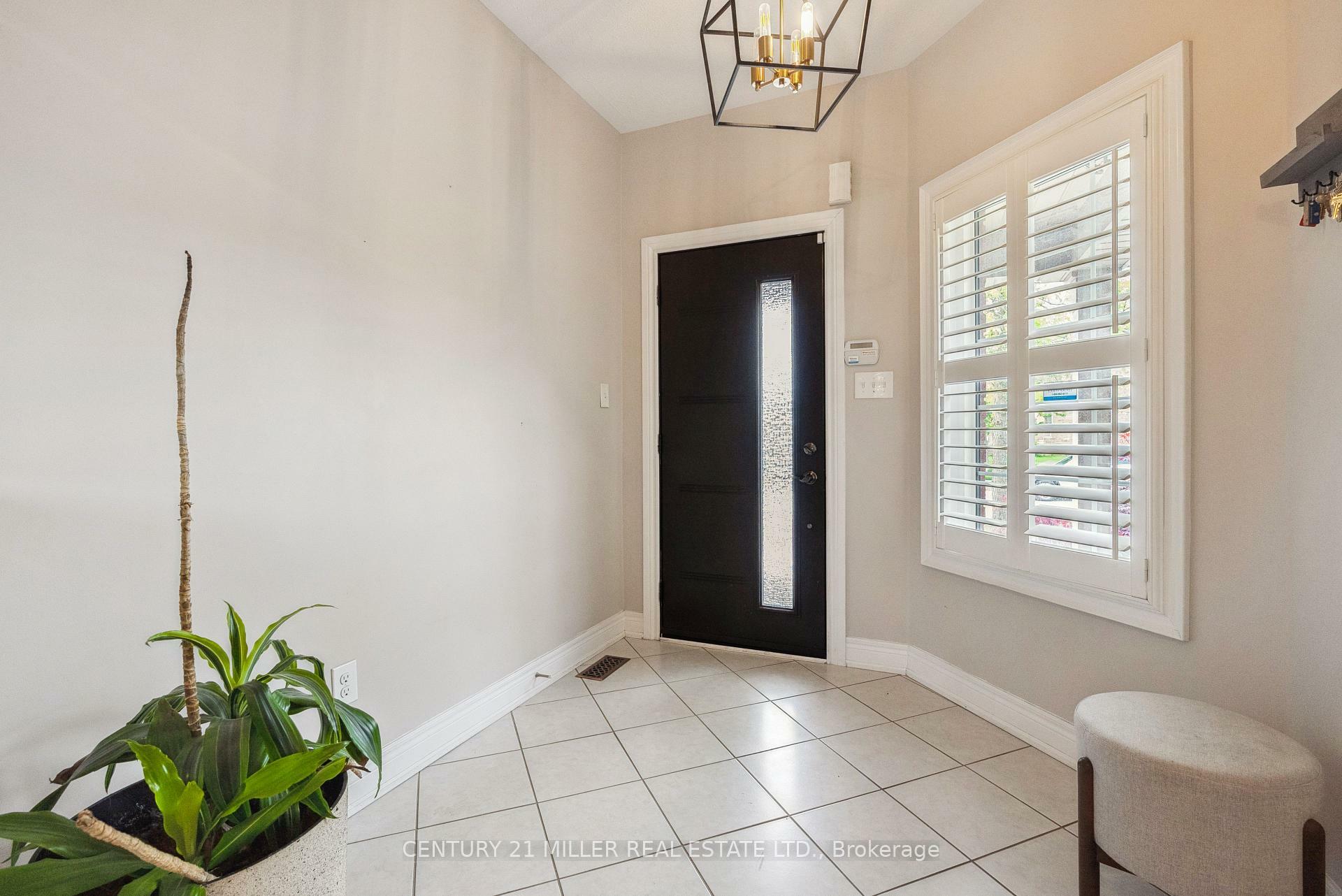 Property Photo: 2139 Fiddlers Way ON L6M 0M5