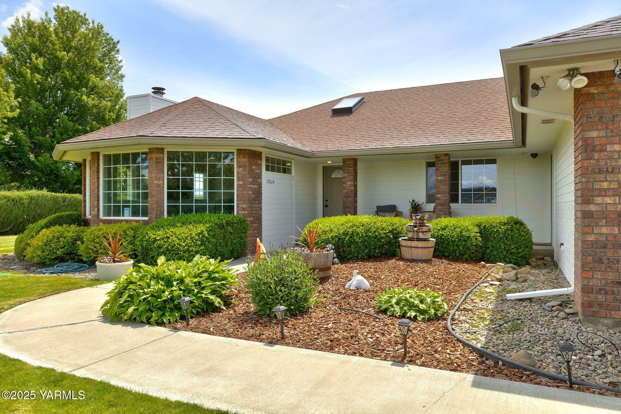 Property Photo: 15014 Fisk Rd WA 98908