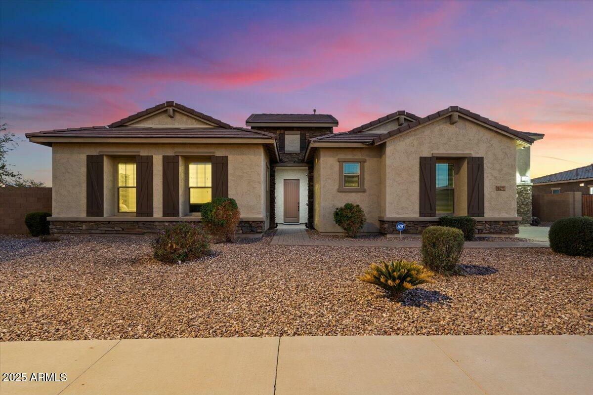 Property Photo: 18577 W Coolidge Street AZ 85395
