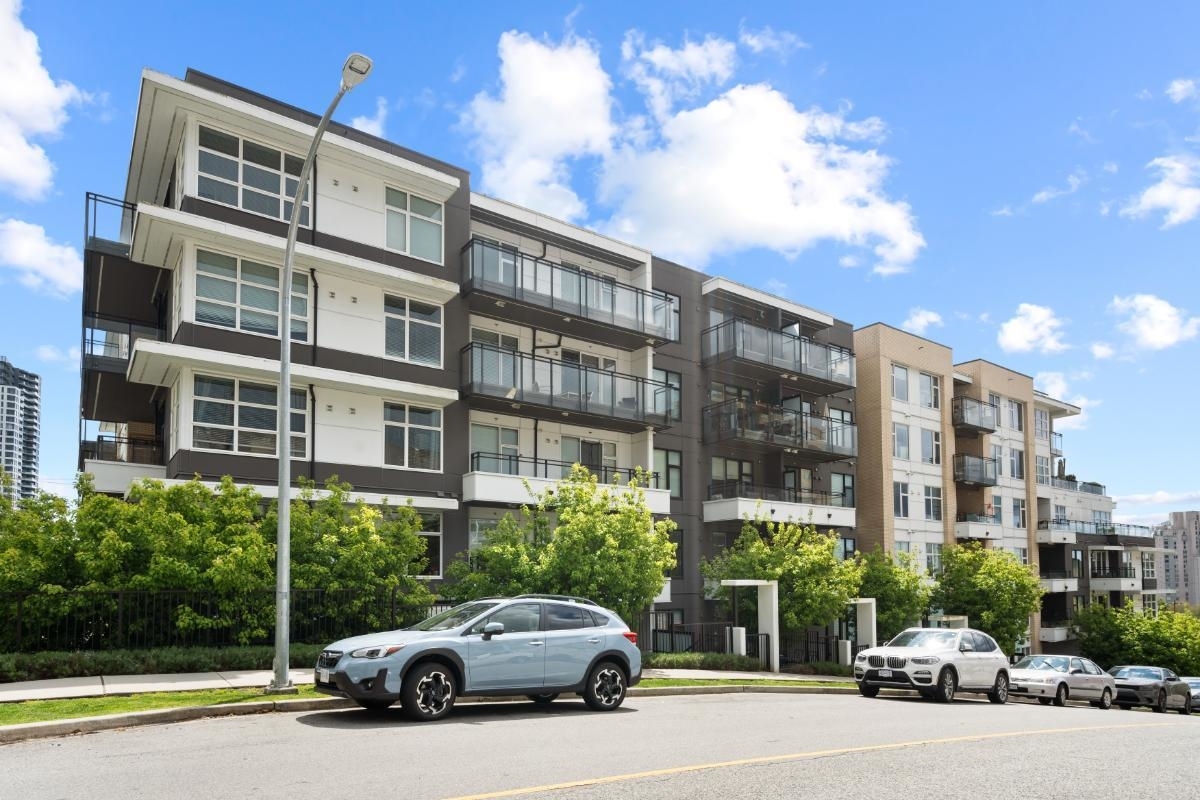Property Photo: 1012 Auckland Street 501 BC V3M 0M3