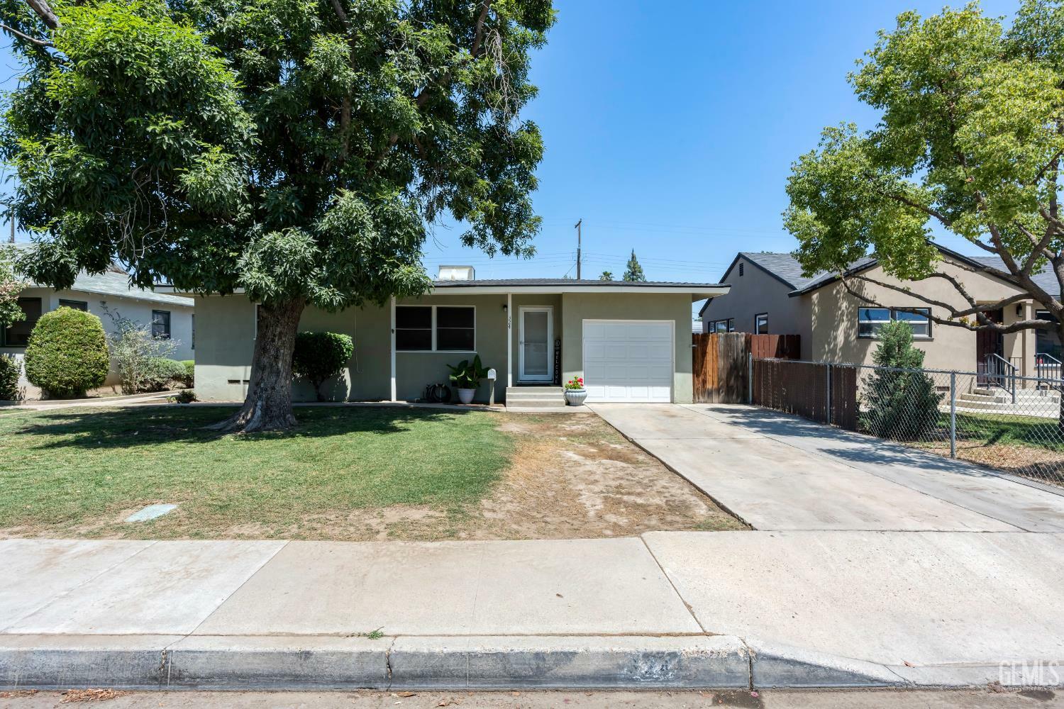324 Western Drive  Bakersfield CA 93309 photo