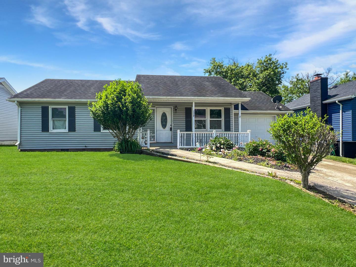 Property Photo: 178 Fulton Avenue WV 25414
