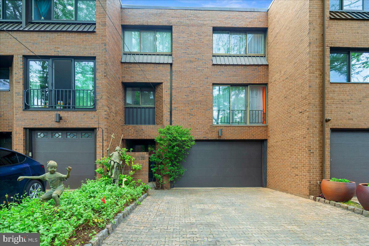 Property Photo: 20 Willow Street NJ 08540
