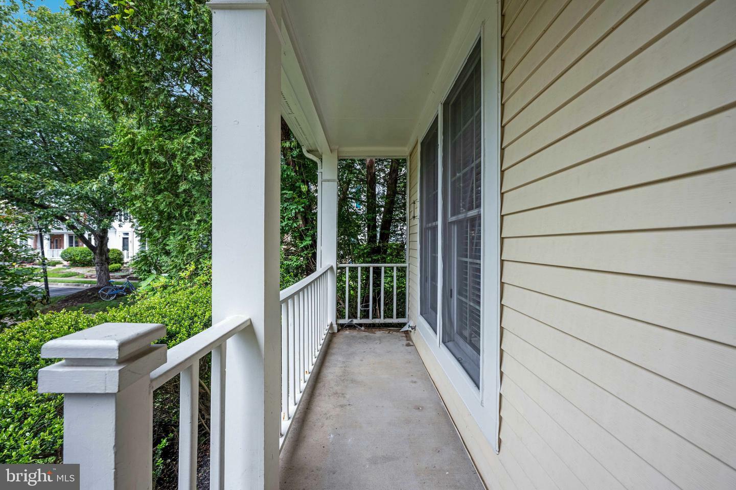 Property Photo: 12329 Manchester Way VA 22192