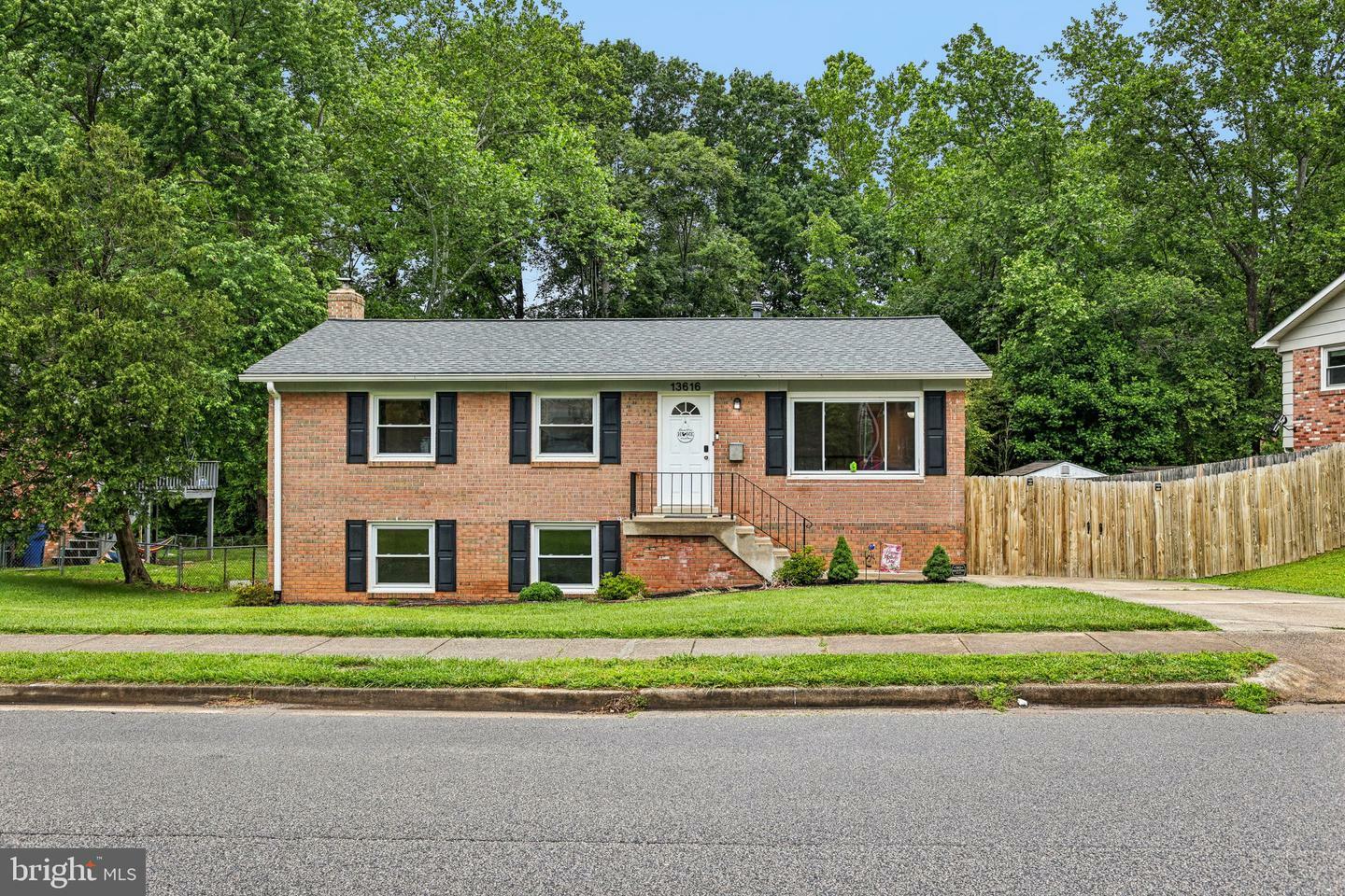 13616 Kerrydale Road  Woodbridge VA 22193 photo