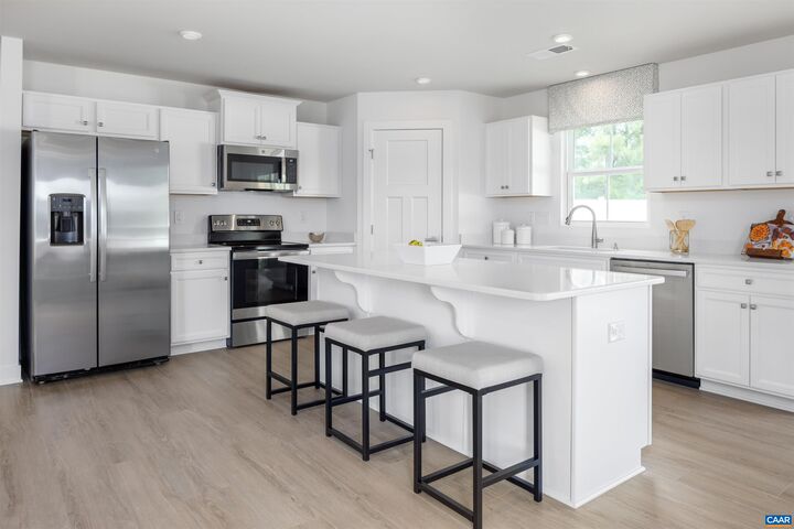 Property Photo:  266 White Sands Blvd  VA 22923 