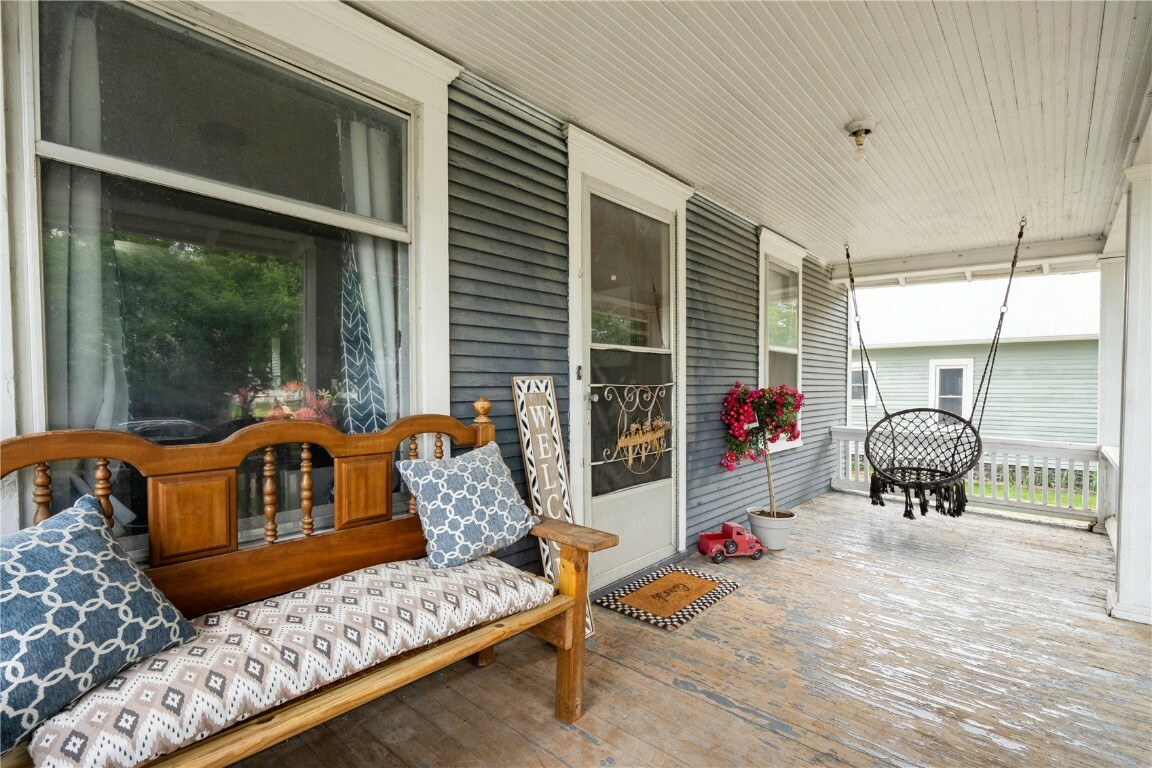 Property Photo: 403 South Street IA 52210