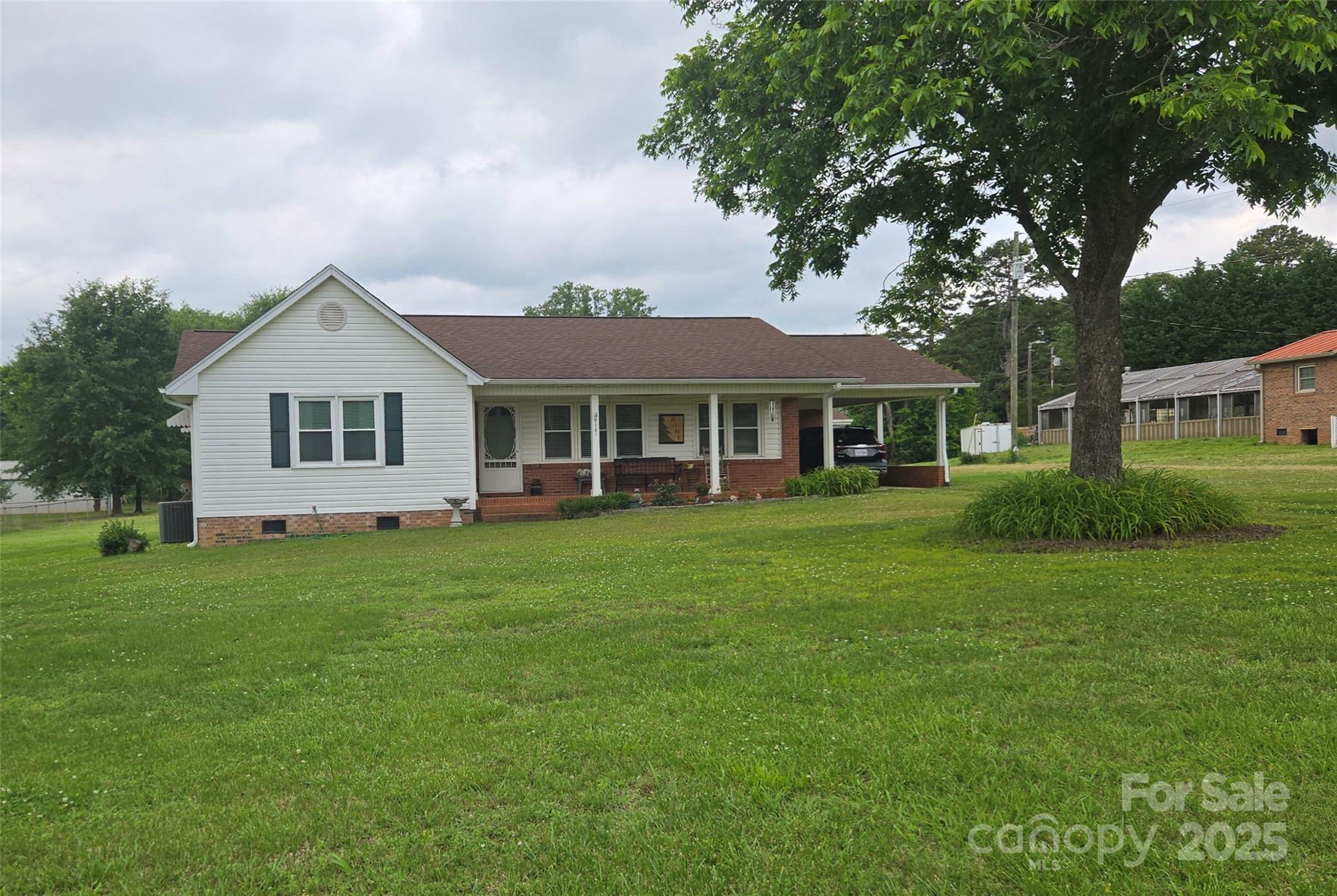 Property Photo: 1761 Oak Grove Church Road NC 28040