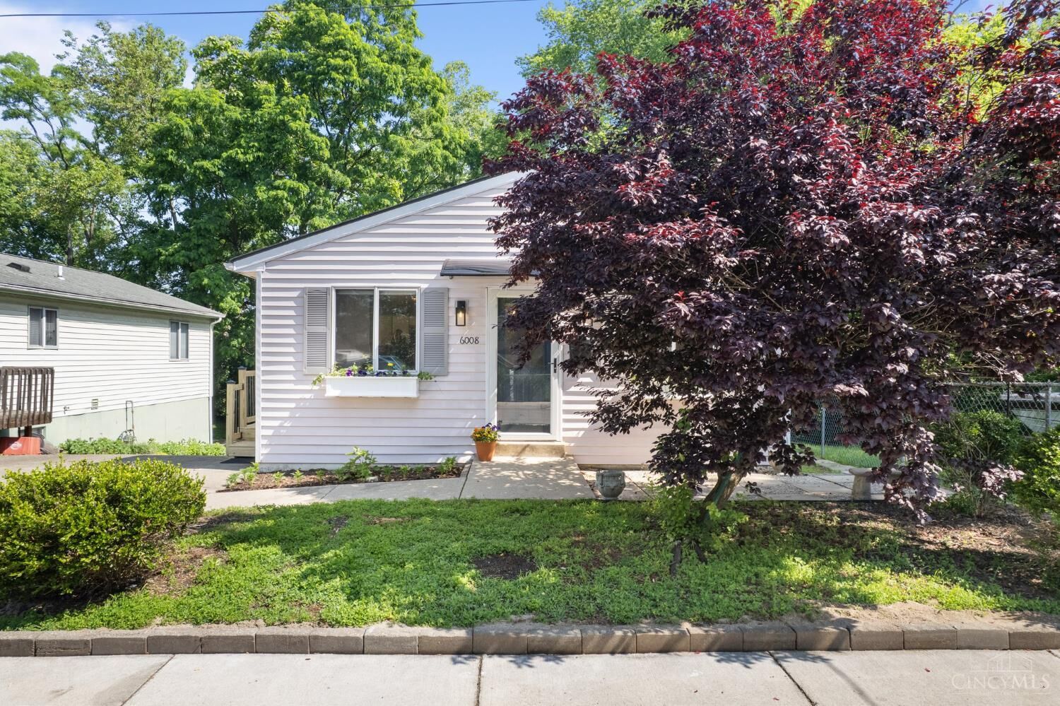 Property Photo: 6008 Eleanor Street OH 45227