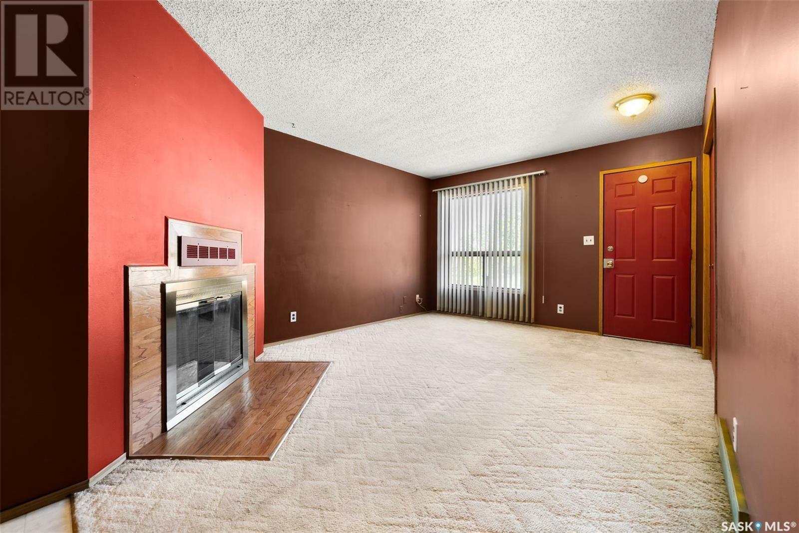 Property Photo: 76 Cedar Meadow Drive SK S4X 3J6