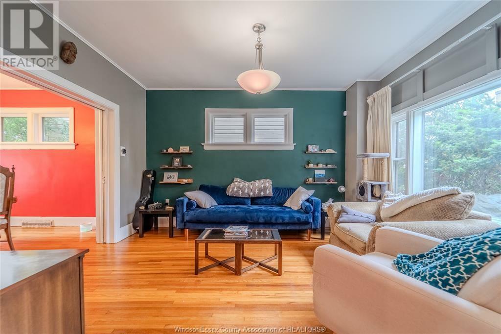 Property Photo: 238 Belleview Avenue ON N8Y 2V9