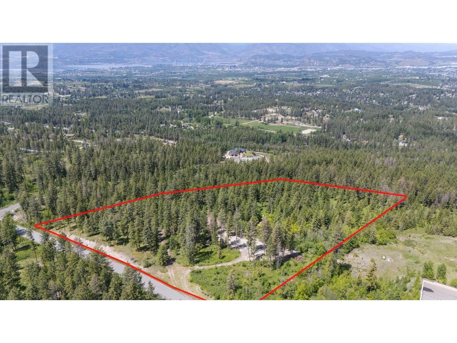 Photo de la propriété:  4410A June Springs Road  BC V1W 4C8 