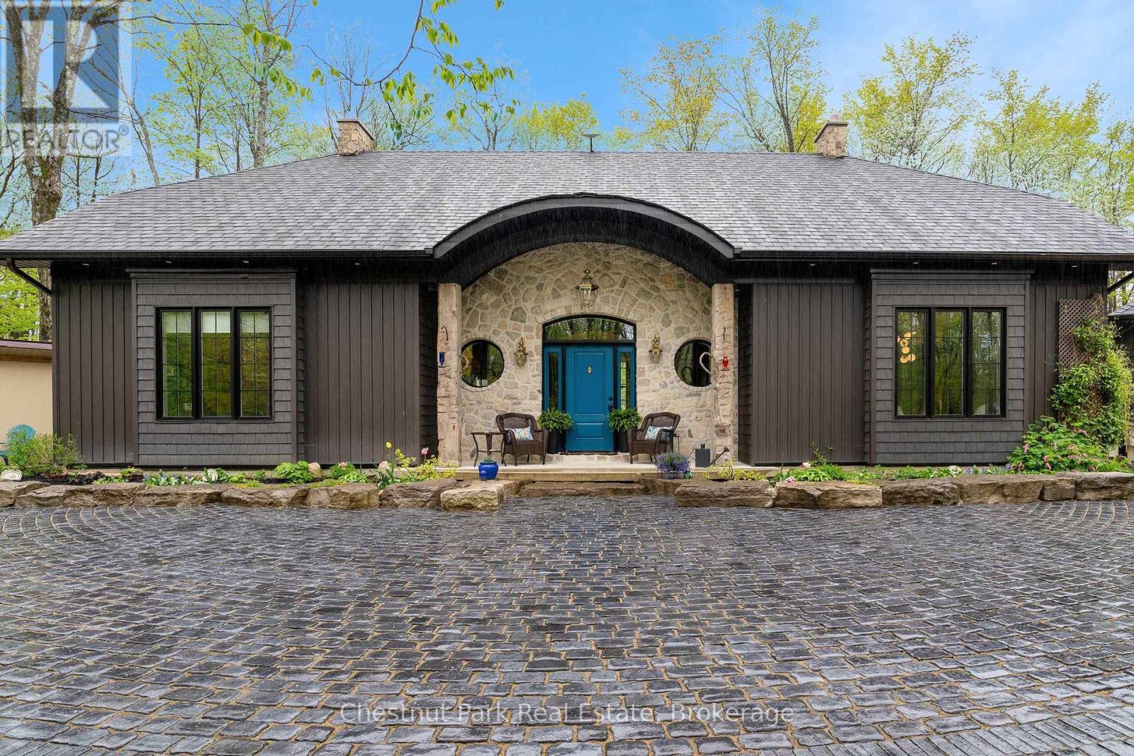 Property Photo: 583724 Sideroad 60 ON N0H 1R0