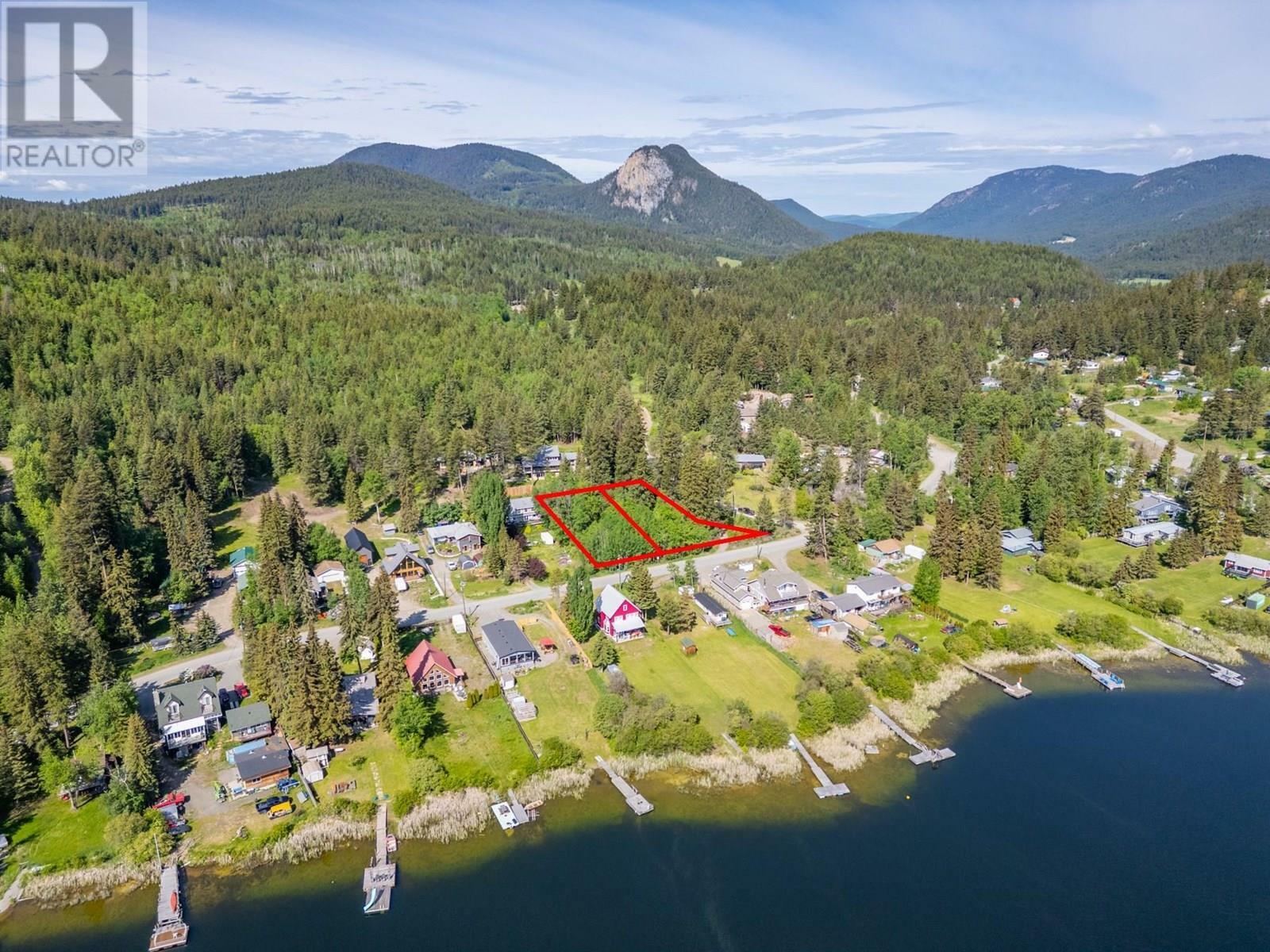 Photo de la propriété:  3012 Powell Road  BC V0E 3E1 