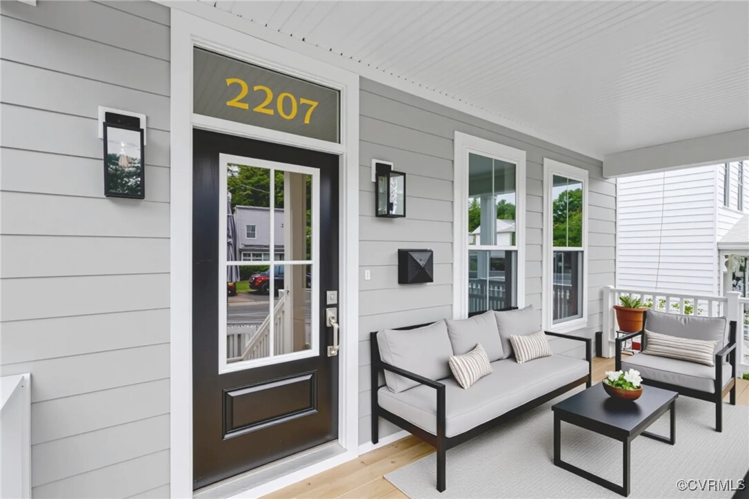 Property Photo: 2207 Fairmount Avenue VA 23223