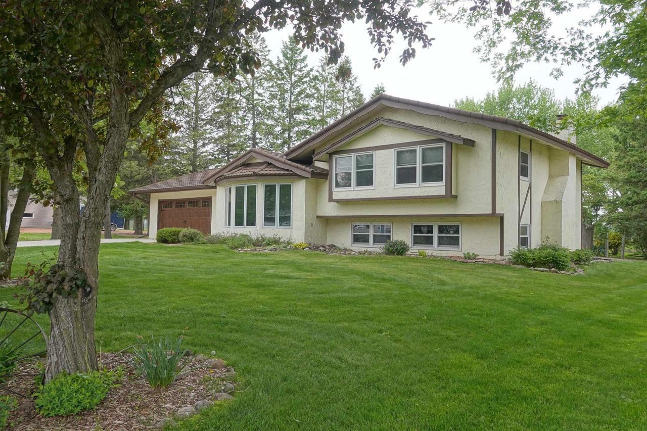 Property Photo: 602 Dolf Street WI 54421