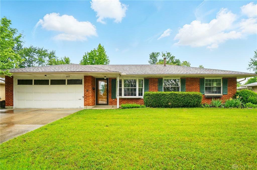 Property Photo:  2213 Southlea Drive  OH 45459 
