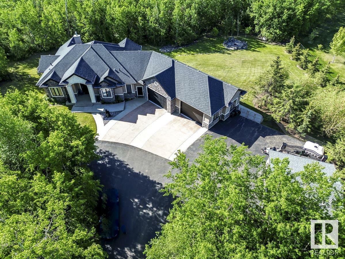 Property Photo: 52105 Rge Road 225 217 AB T8C 1C2