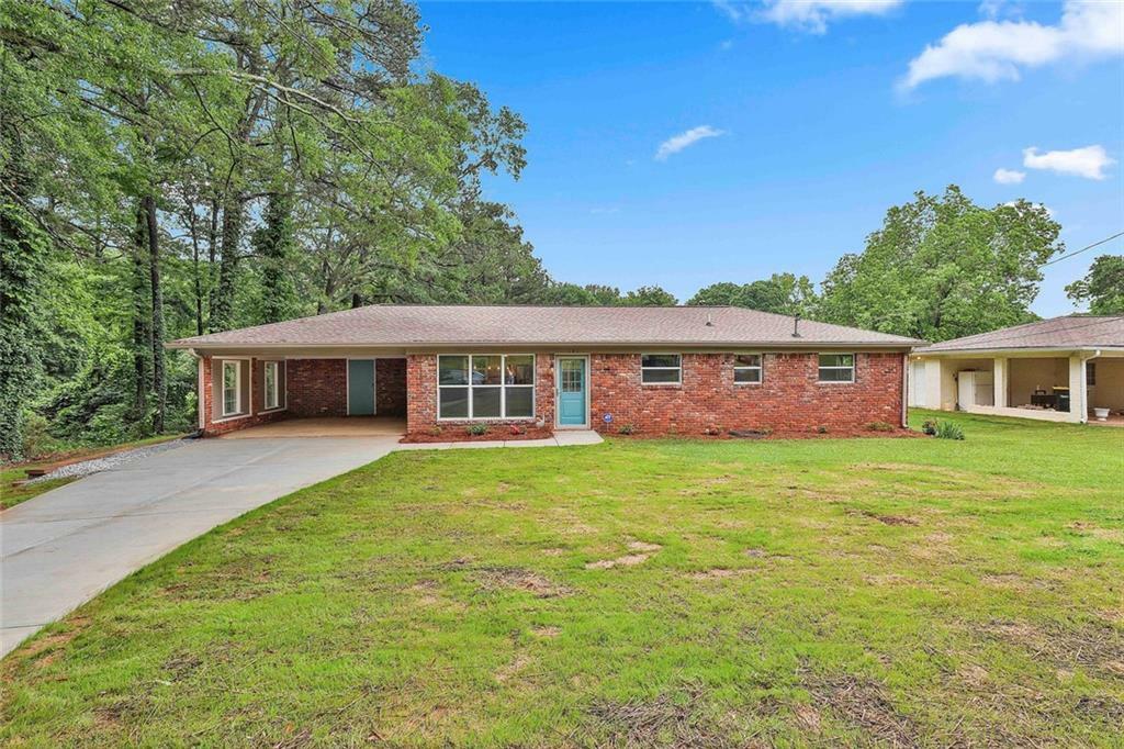 Property Photo:  191 Pine Street NE  GA 30213 