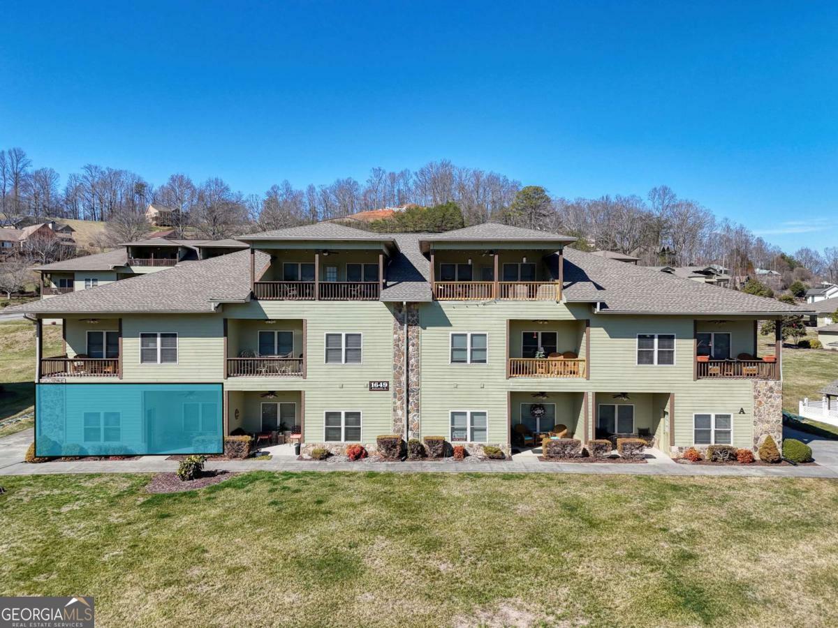 Property Photo: 1649D Lakeview Drive GA 30582