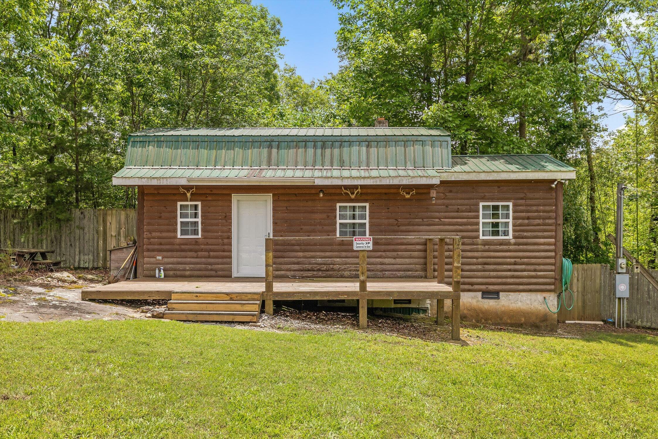 Property Photo: 752 County Road 372 AL 35981