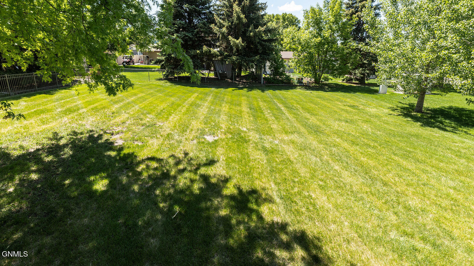 Property Photo: 1549 Country West Road ND 58503