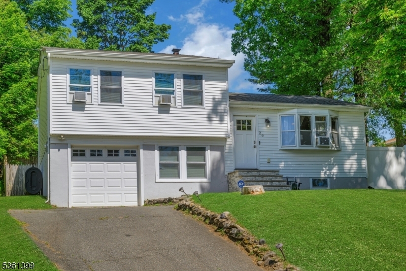 Property Photo: 29 Black Oak Dr NJ 07462