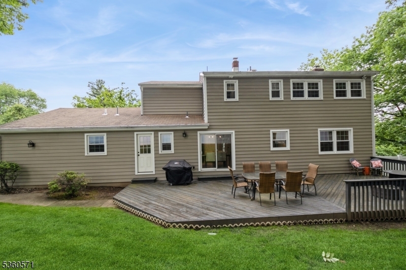 Property Photo: 2 Chaucer Ct NJ 07039