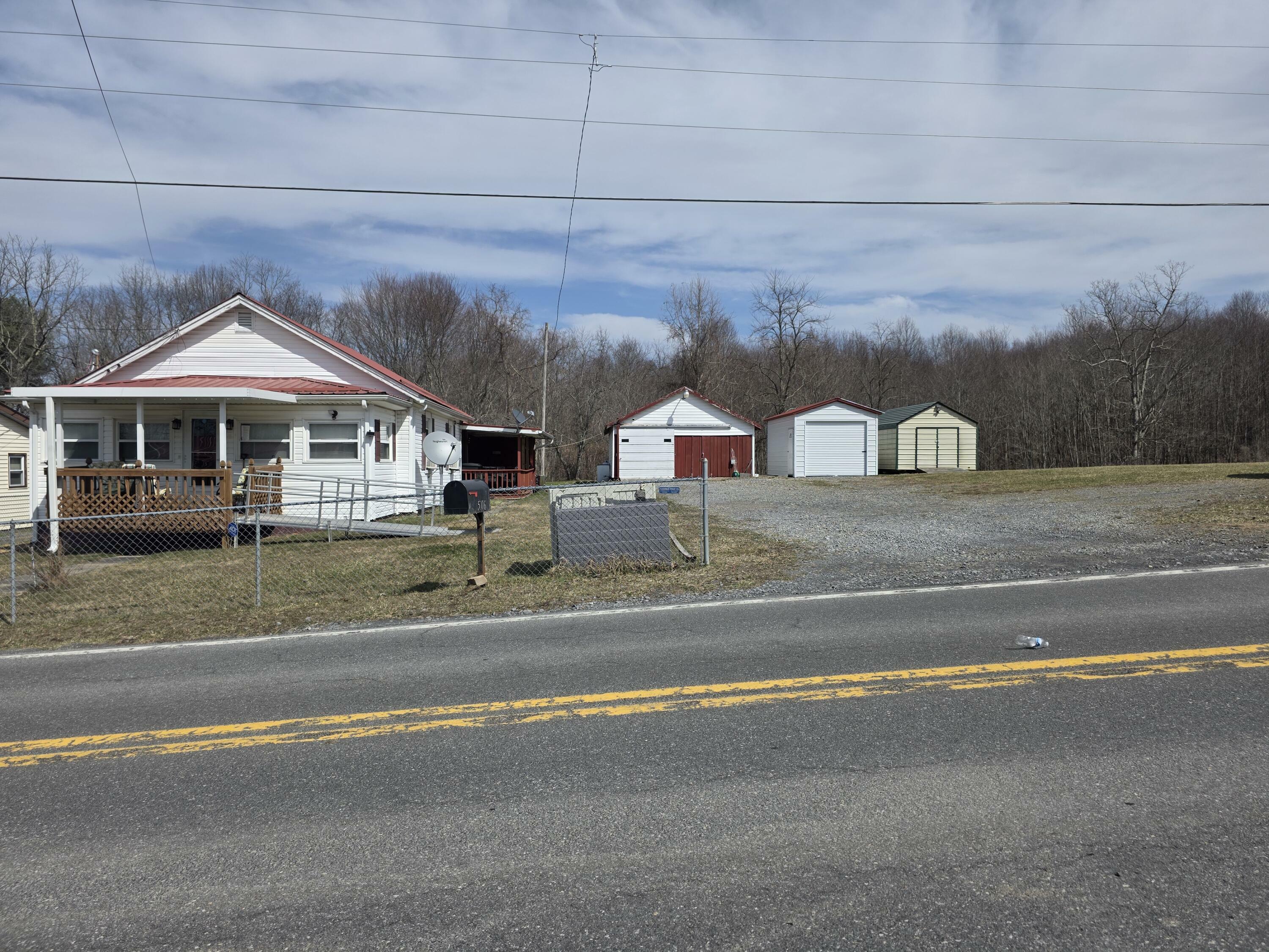 Property Photo: 5116 Meadow Bridge Road WV 25962