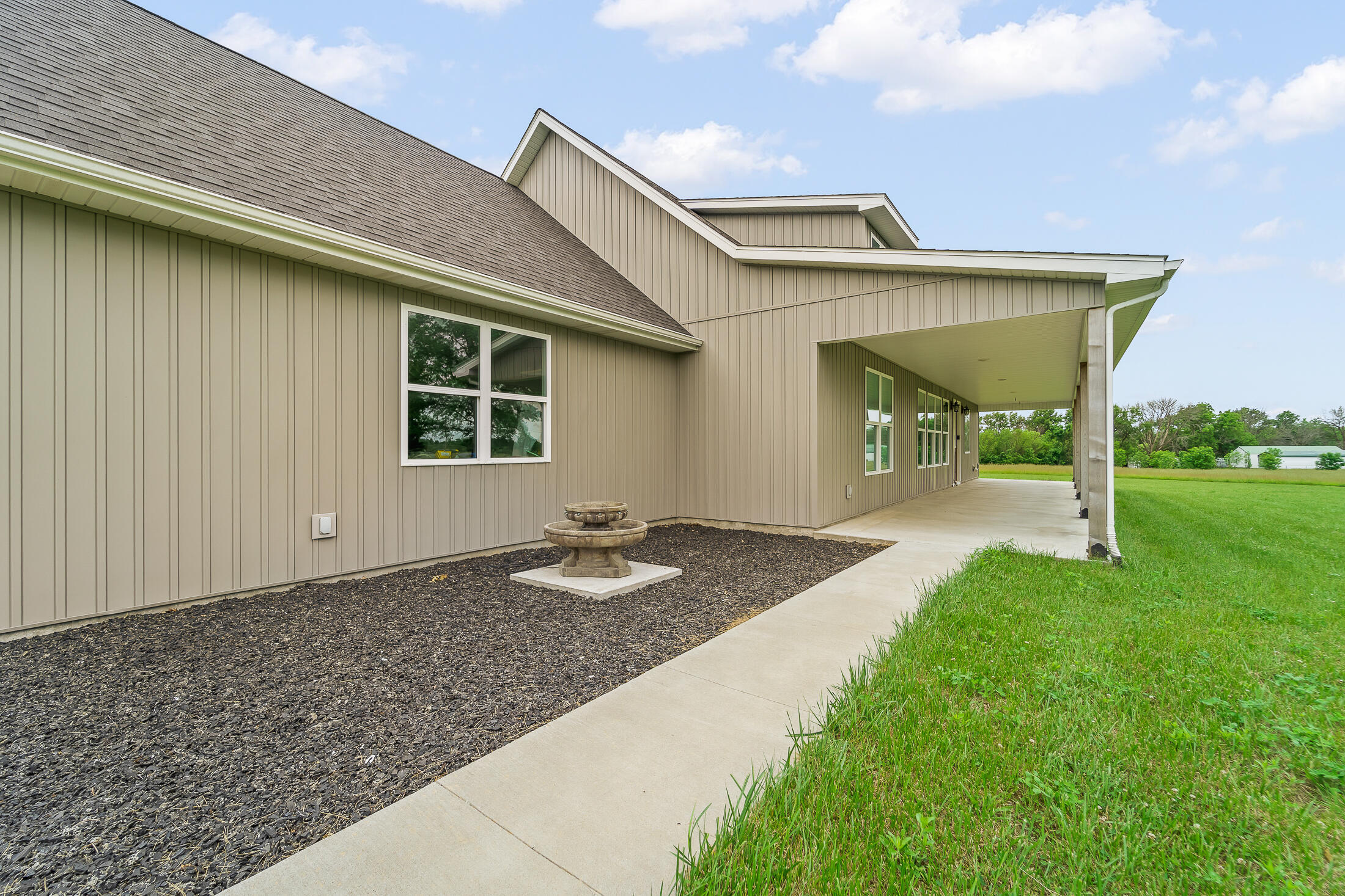 Property Photo: 14632 Audrain Rd 919 MO 65265