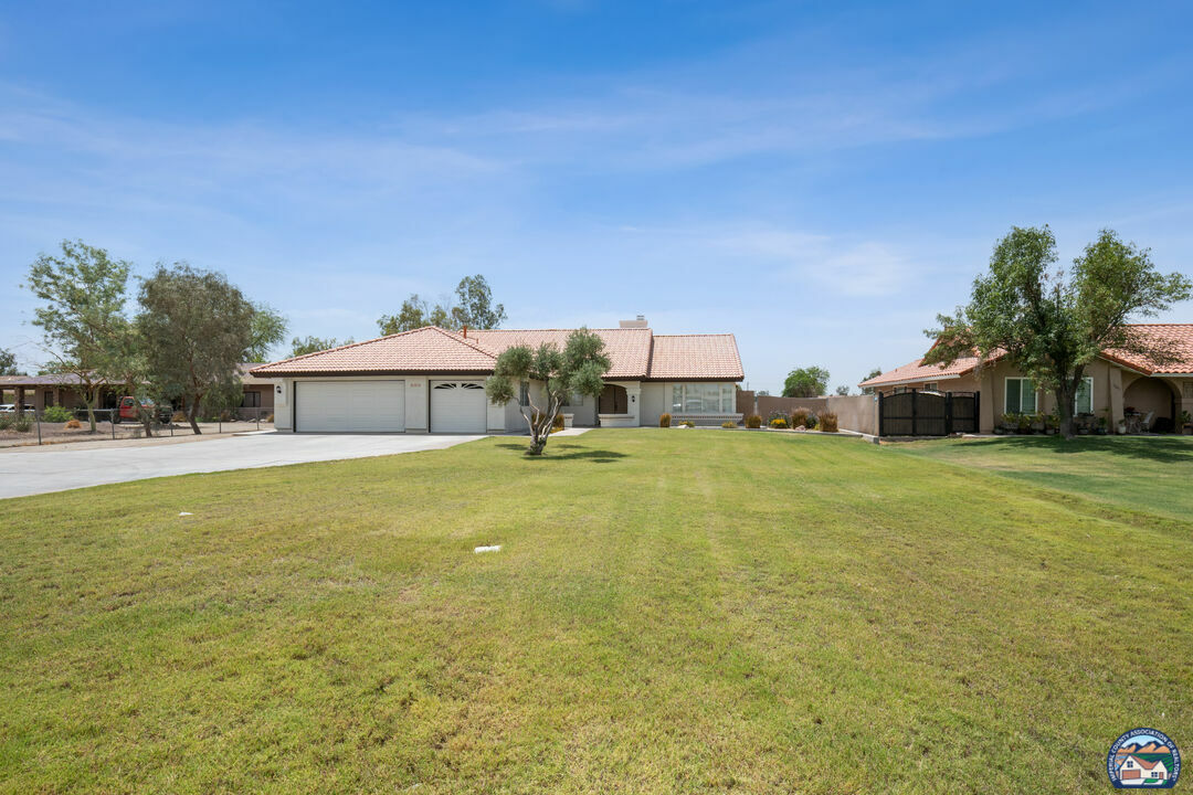 Property Photo: 277 W Horne Rd CA 92243