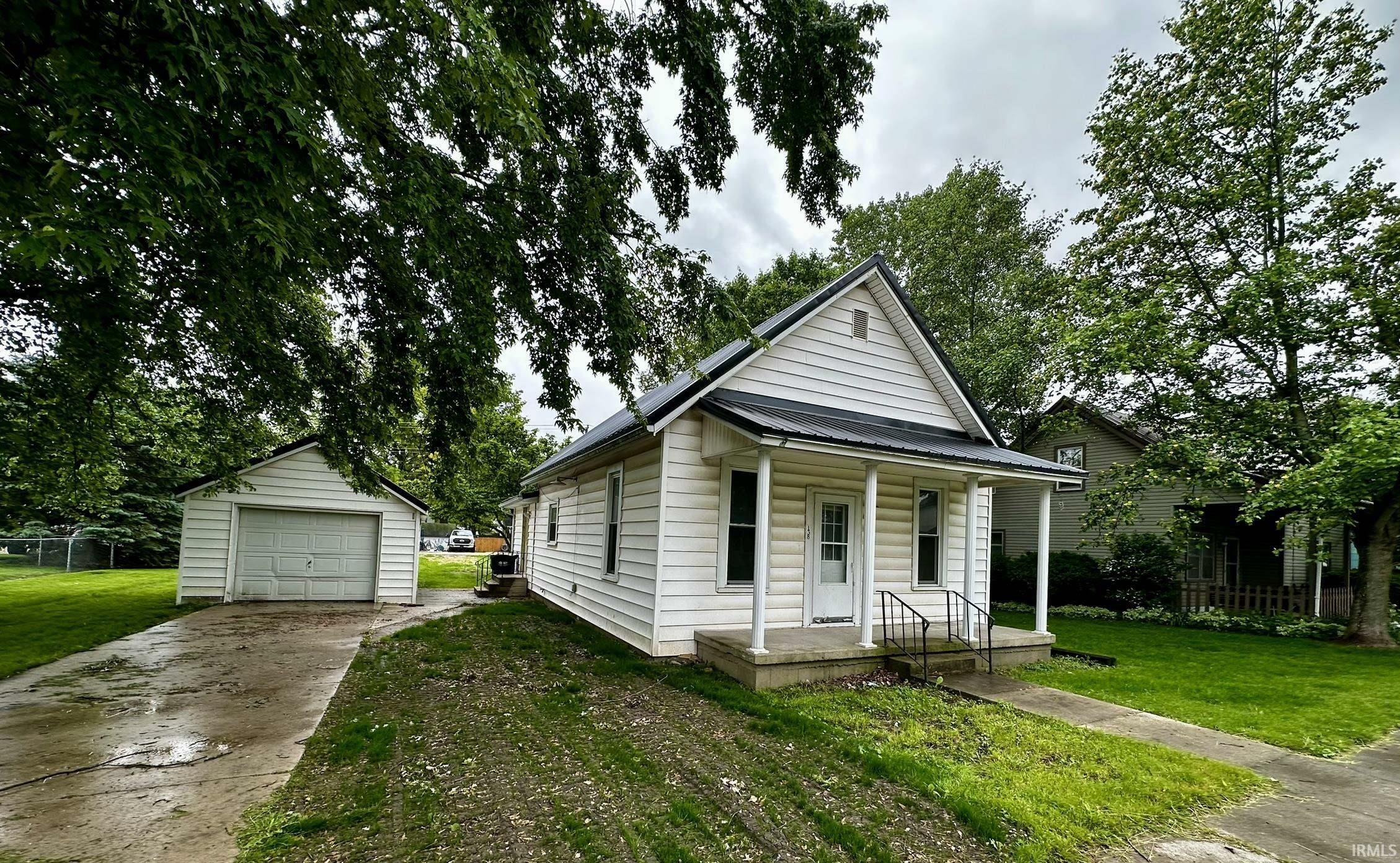 Property Photo: 138 E Washington Street IN 46772
