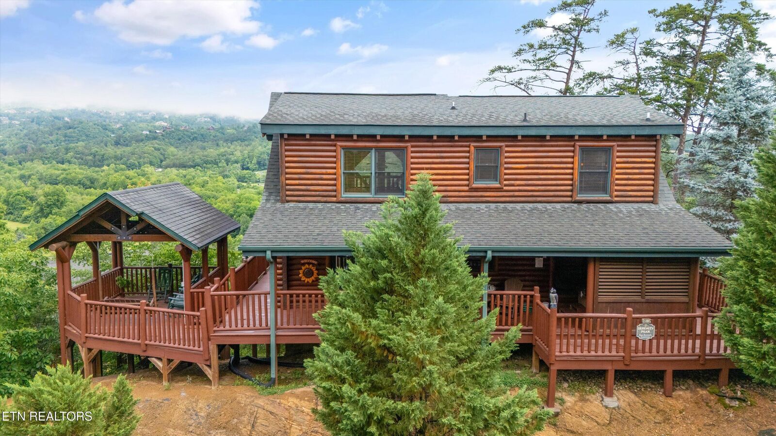 Property Photo: 2405 Autumn Valley Way TN 37862