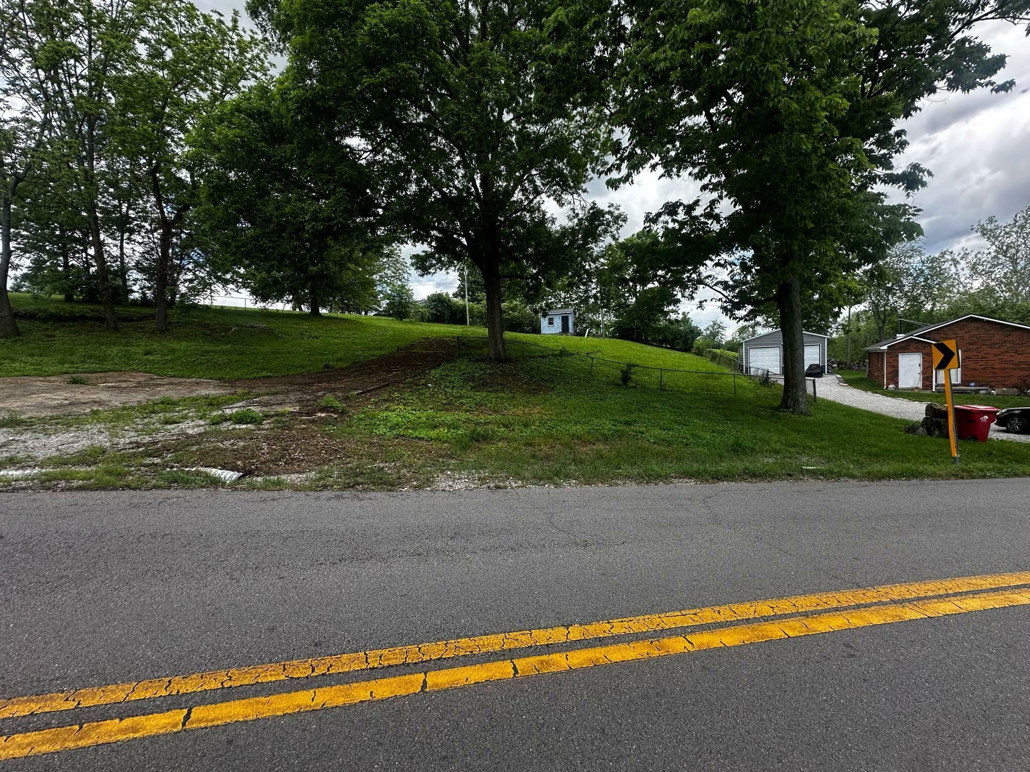 Property Photo: 1707 East Hickman Road KY 40356