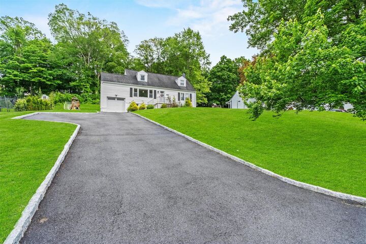 Property Photo: 3518 Overlook Avenue NY 10598