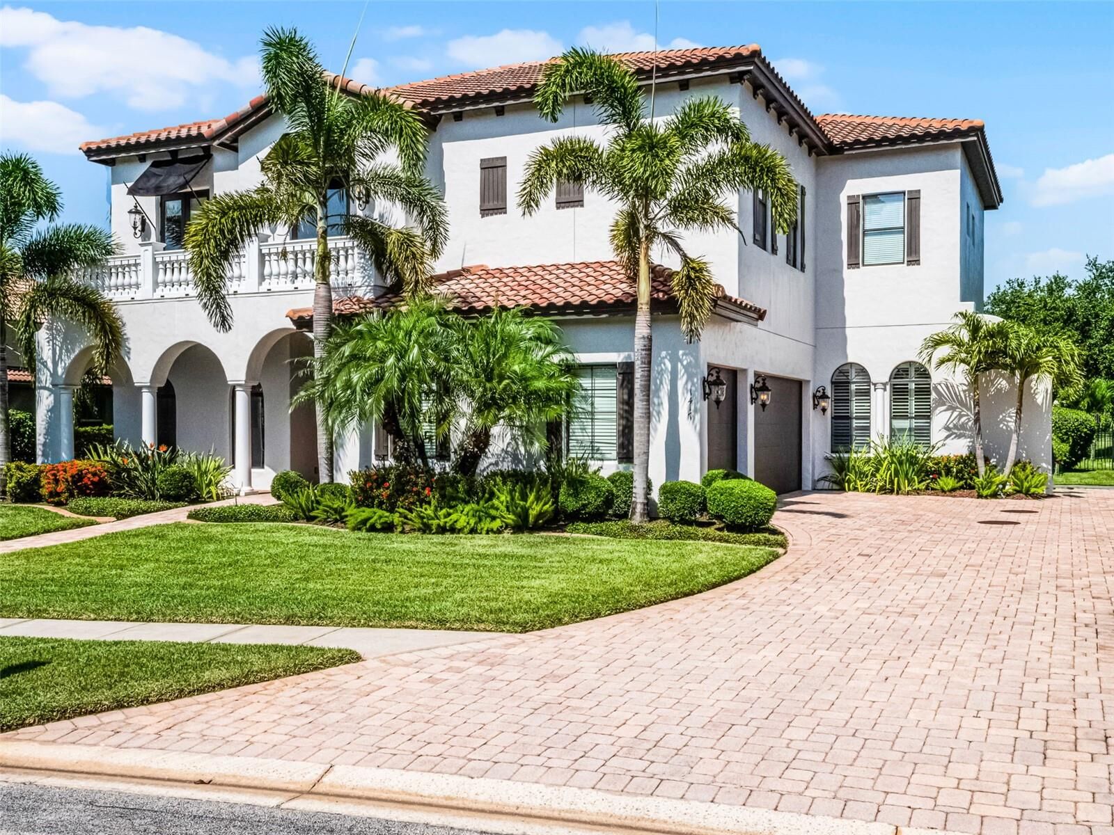 Property Photo:  1417 Terralago Place  FL 32765 