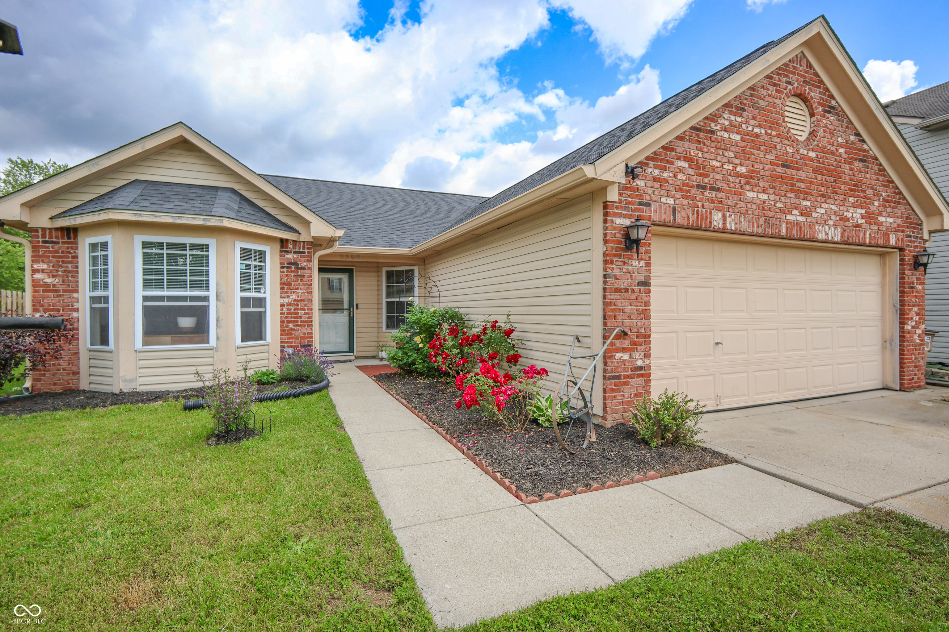 Property Photo: 2390 Lakecrest Drive IN 47201