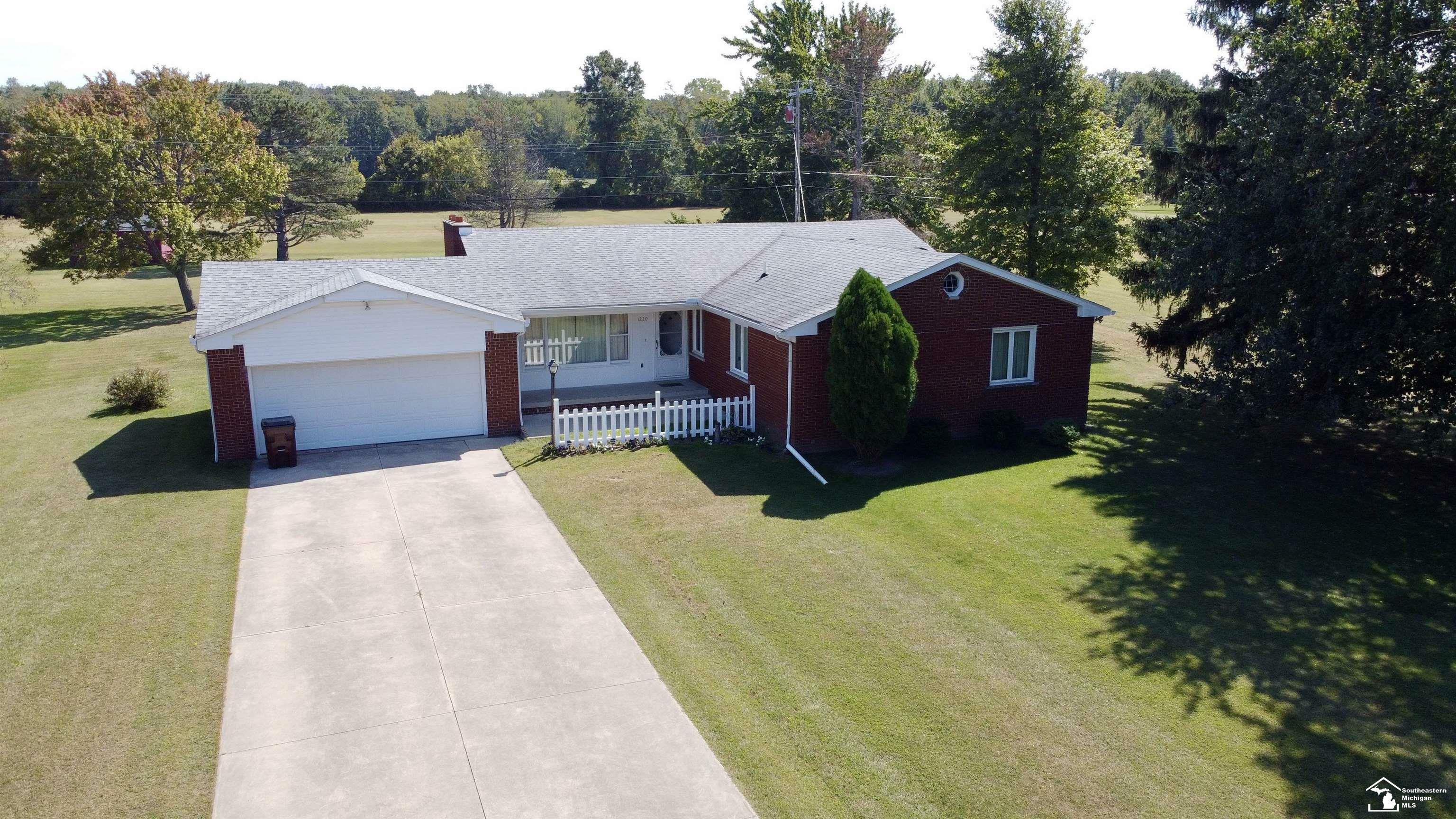 Property Photo: 1220 N Raisinville Road MI 48162