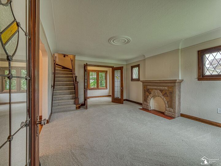Property Photo: 27145 James Avenue MI 48134-1171