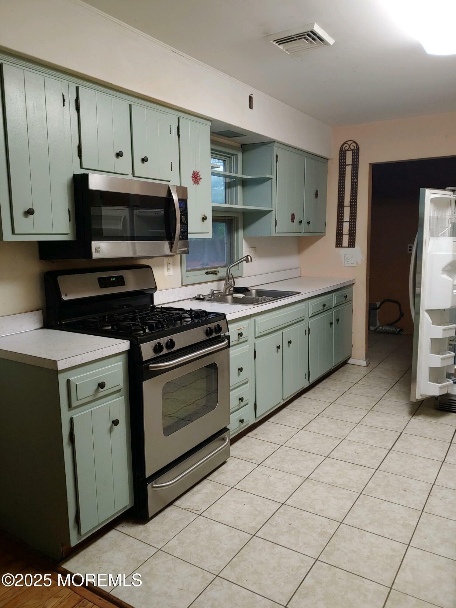 Property Photo: 612 Deerhead Lake Drive NJ 08731