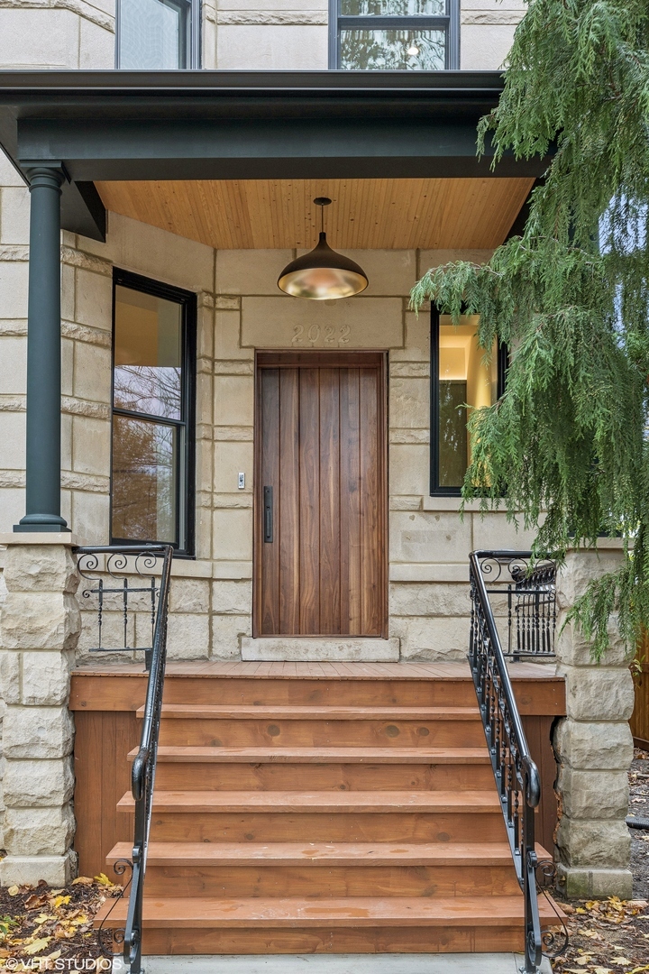 Property Photo: 2022 N Humboldt Boulevard IL 60647