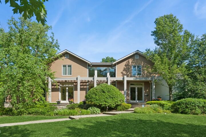 282 Linden Park Place  Highland Park IL 60035 photo