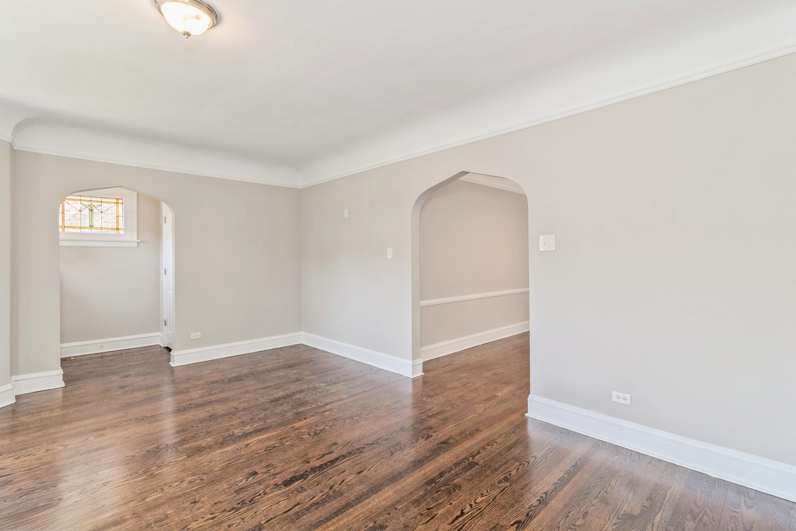 Property Photo: 2917 N Mango Avenue IL 60634