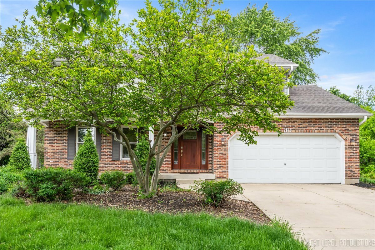Property Photo: 30 Crofton Court IL 60543