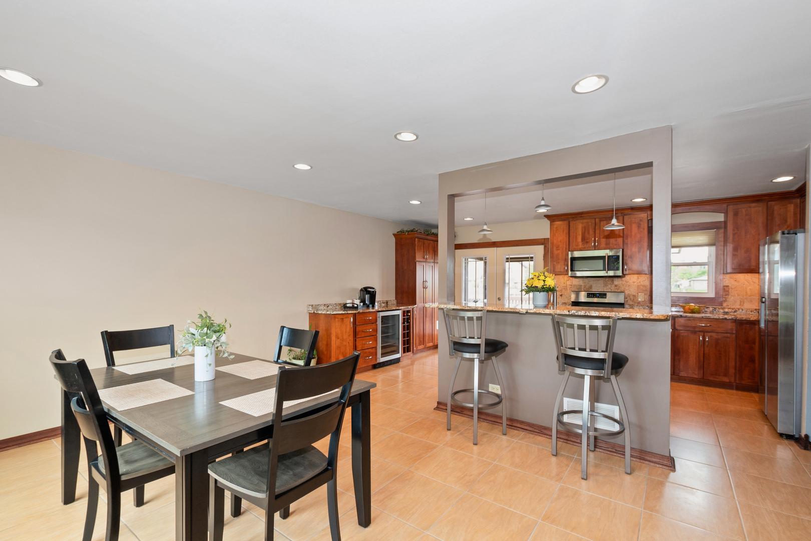 Property Photo: 9031 170th Street IL 60487